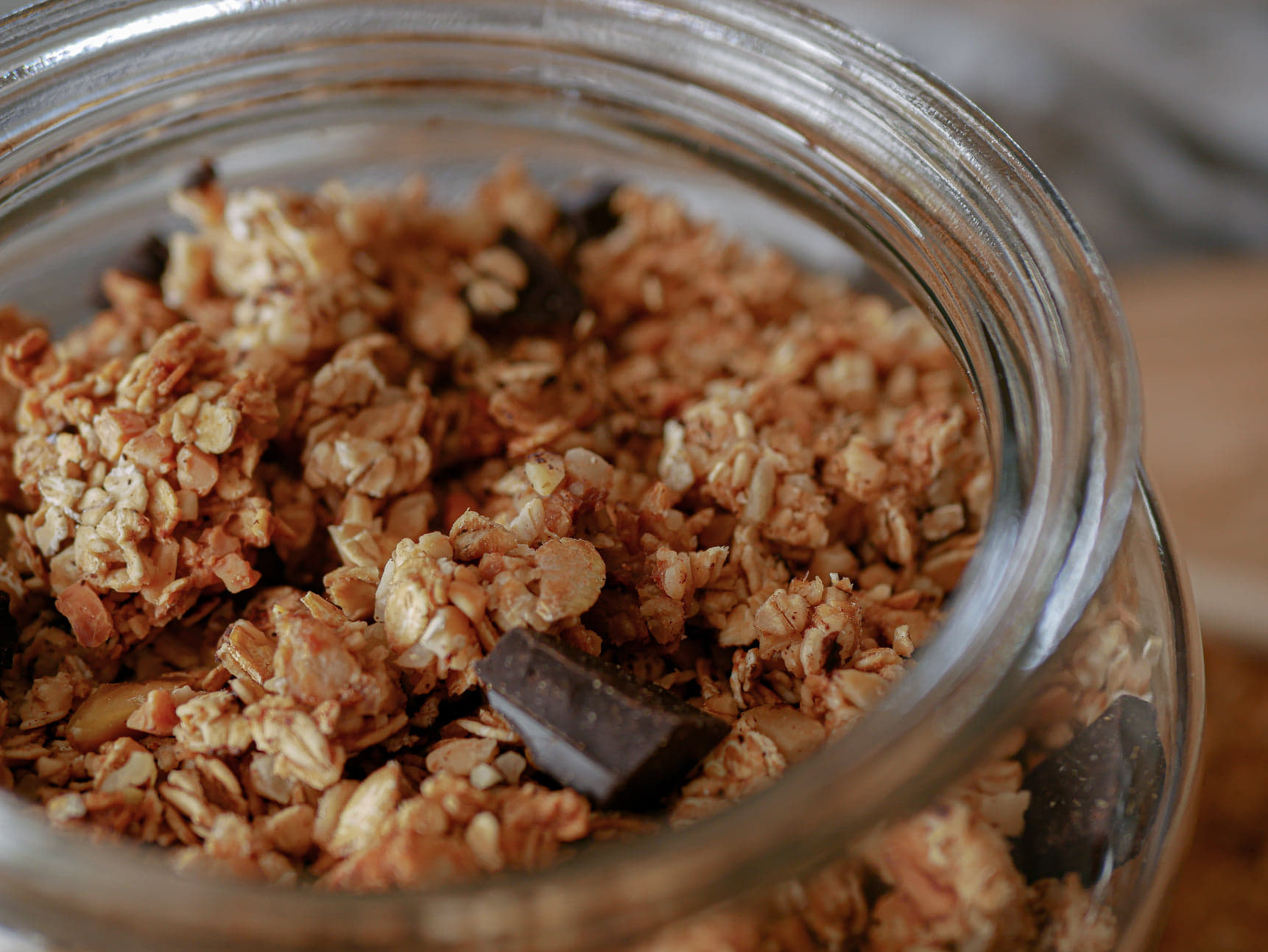 granola avec des grosses pépites et au chocolat