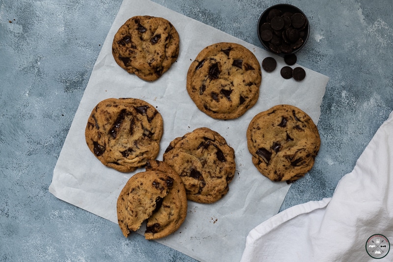 chocolate chip cookies